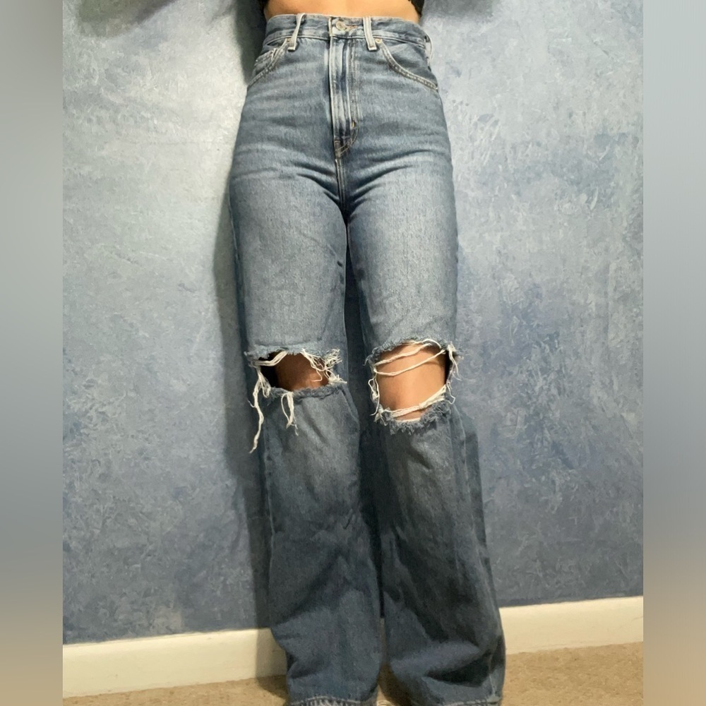 Levi’s High Loose Distressed Baggy Jeans - Picture 8 of 10